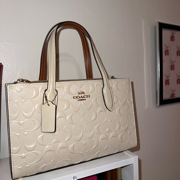 ‼️SOLD‼️ 
NWT Coach Outlet Nina Small Tote Bag In Signature Leather - Picture 10 of 13